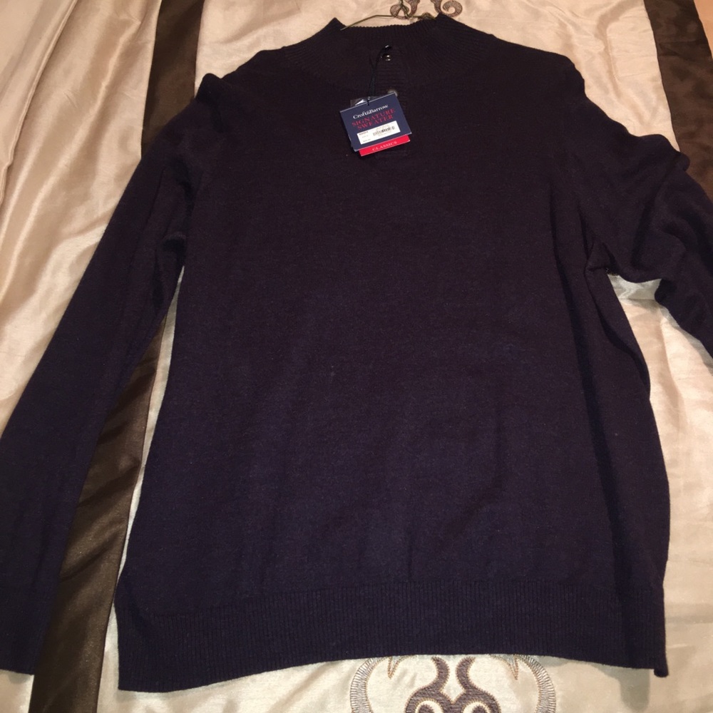 Sweater new never wear it